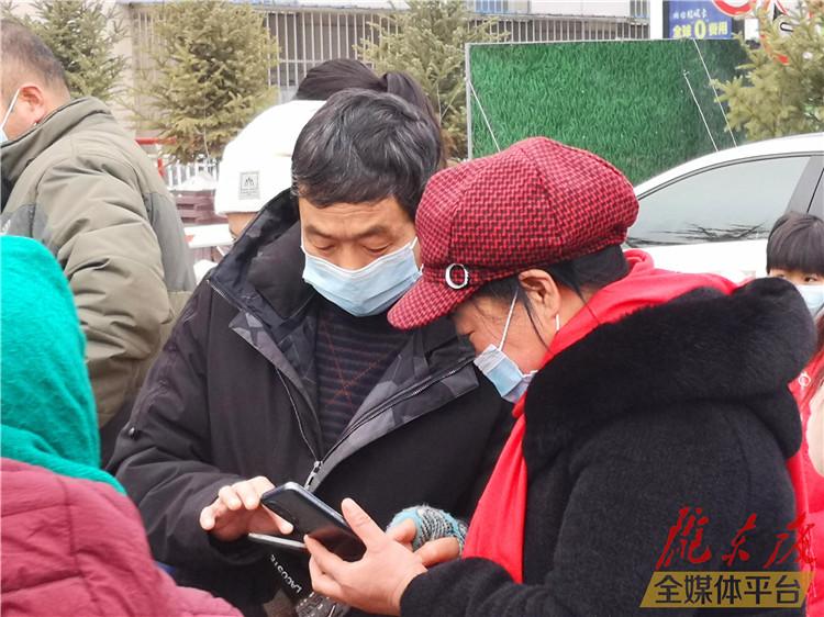 處處掃碼 處處碰壁——手機掃碼時代老年人尷尬如何解？