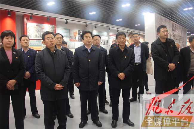 慶陽市人大常委會(huì)機(jī)關(guān)黨員干部赴環(huán)縣開展“追尋紅色足跡，踐行初心使命”主題黨日活動(dòng)