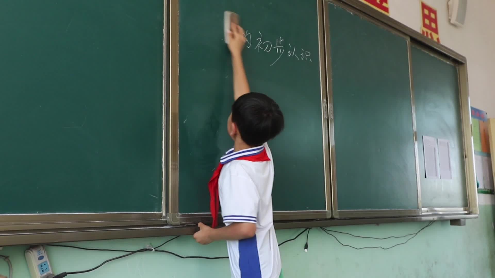 【新時(shí)代慶陽(yáng)好少年·馬宏發(fā)】眼里有光，心中有愛(ài)