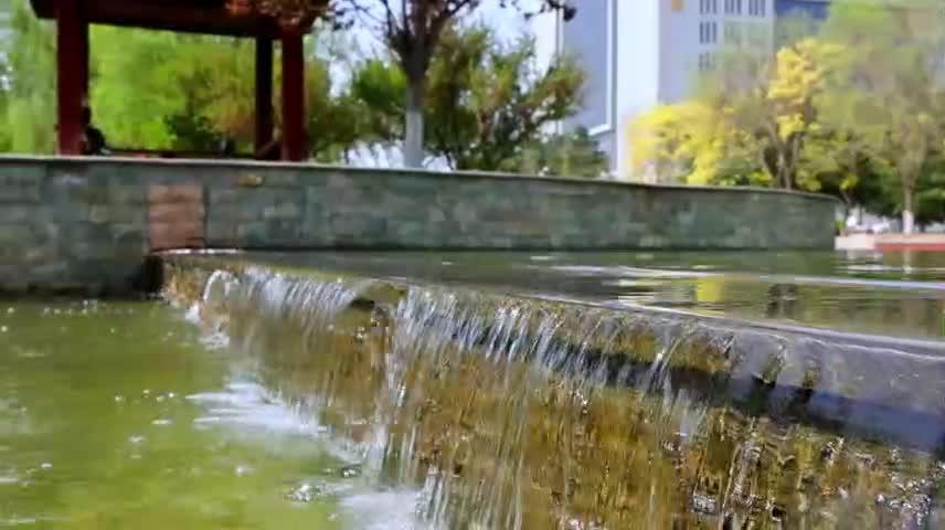 你看這個(gè)環(huán)境就好滴很！