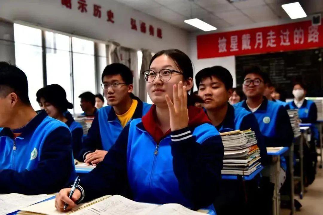 勵志！暖心！寧縣二中“高位截肢”女孩鞏瑜圓夢西北師大