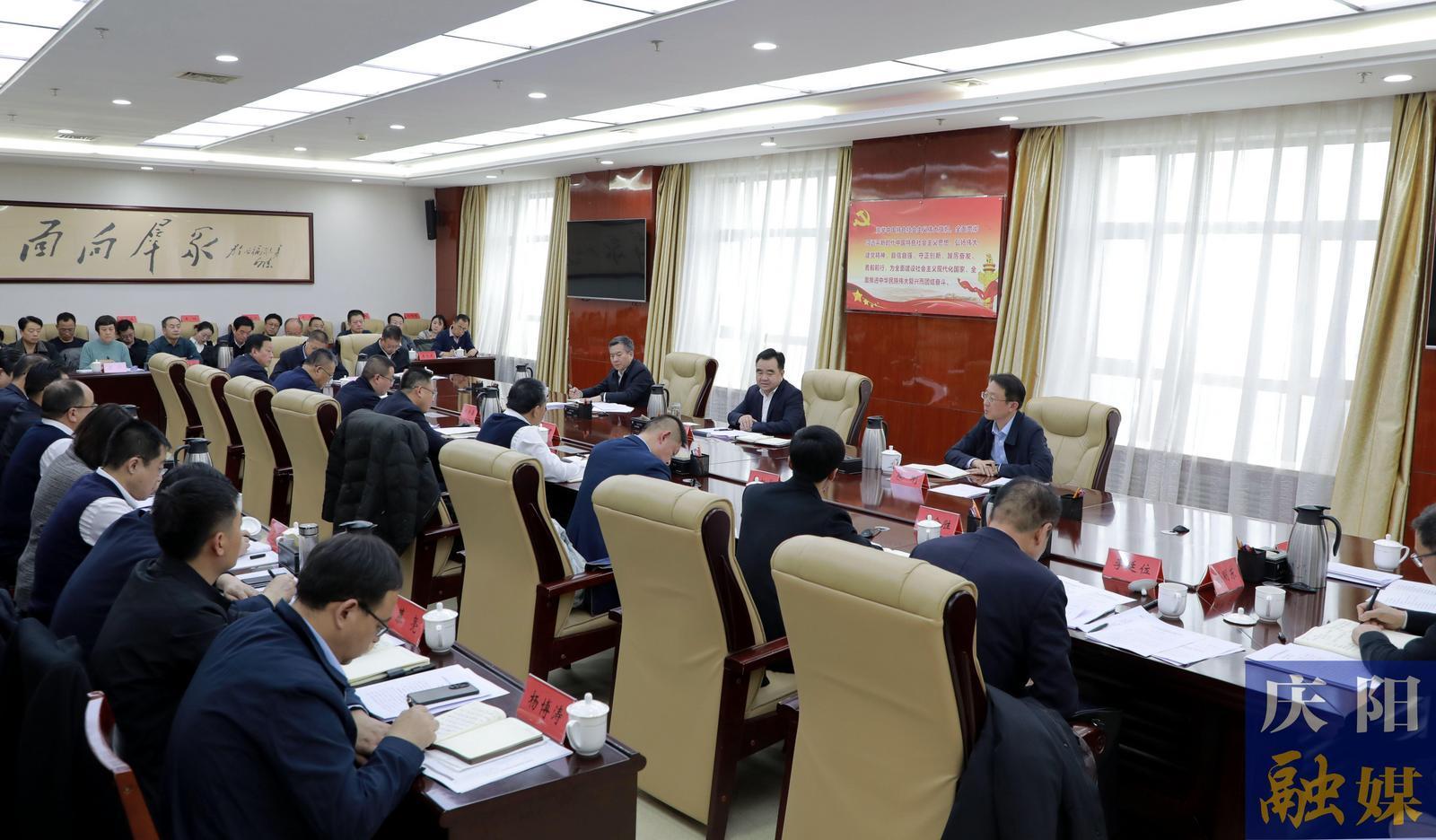 黃澤元在全市招商引資項目落地服務(wù)工作座談會上強(qiáng)調(diào) 堅決做到全員招商全力服務(wù)全面落實 推動項目快落地快建設(shè)快投產(chǎn)快見效