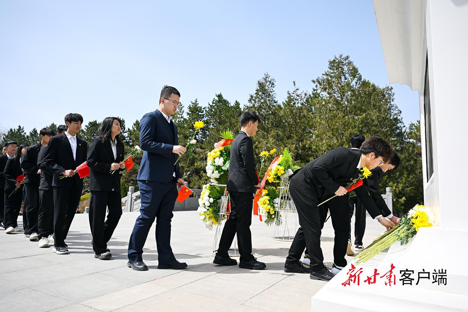 慶陽：開展“清明祭英烈 重走長征路”思政教育主題實(shí)踐活動